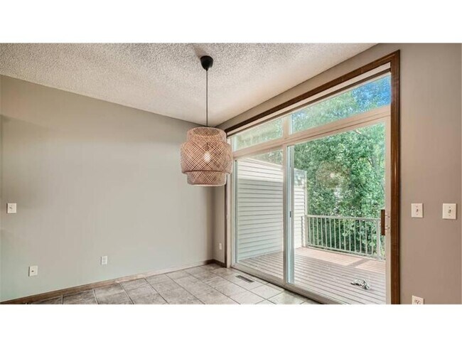 Building Photo - 3732 Fox Tail Trail NW
