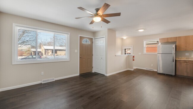 Foto del edificio - 8023 Campbell St