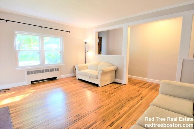 Building Photo - 9-11 Undine Rd. Unit 1