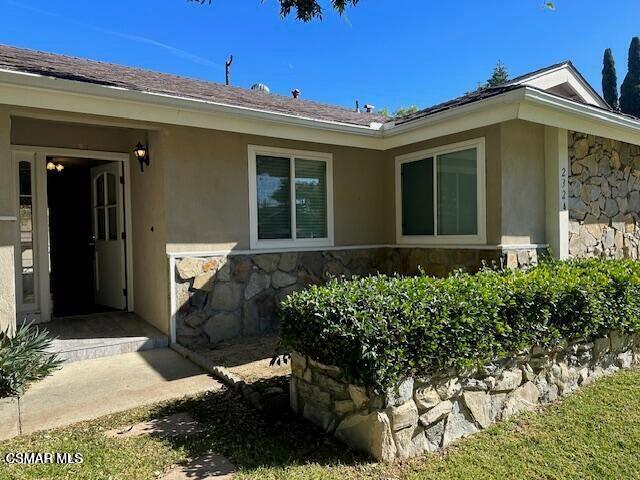 Building Photo - 2324 Markham Ave