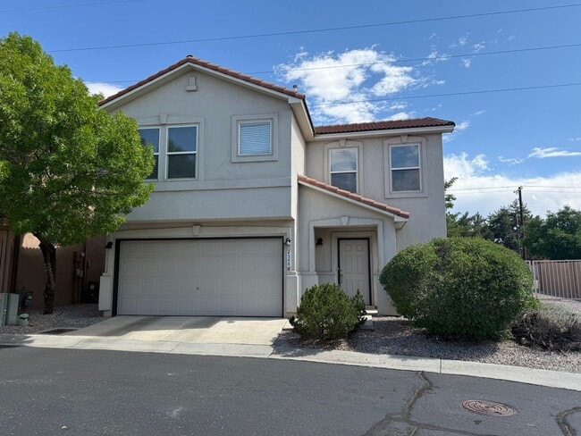 Building Photo - Great Location Near Altura Park