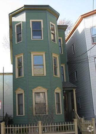 Building Photo - 189 Brookline St