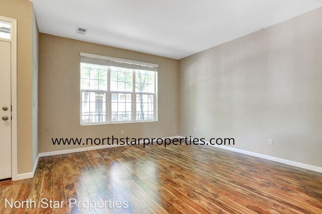 Building Photo - 2 br, 2.5 bath House - 12050 SW Horizon Blvd
