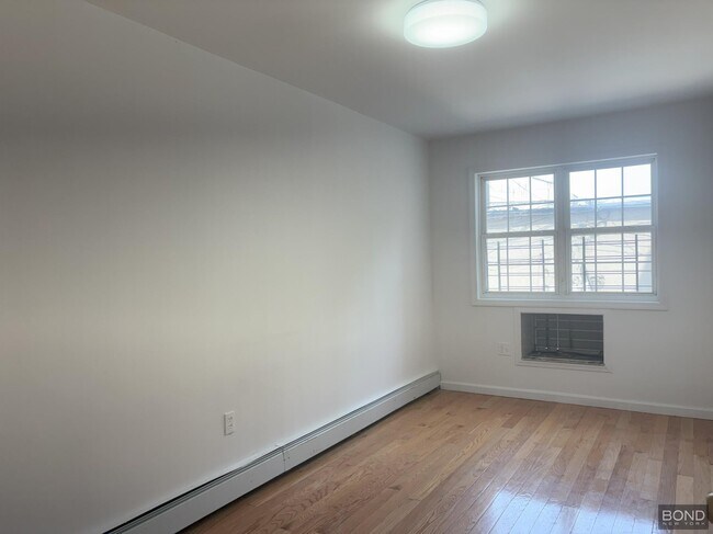 Foto del edificio - 395 E 49th St