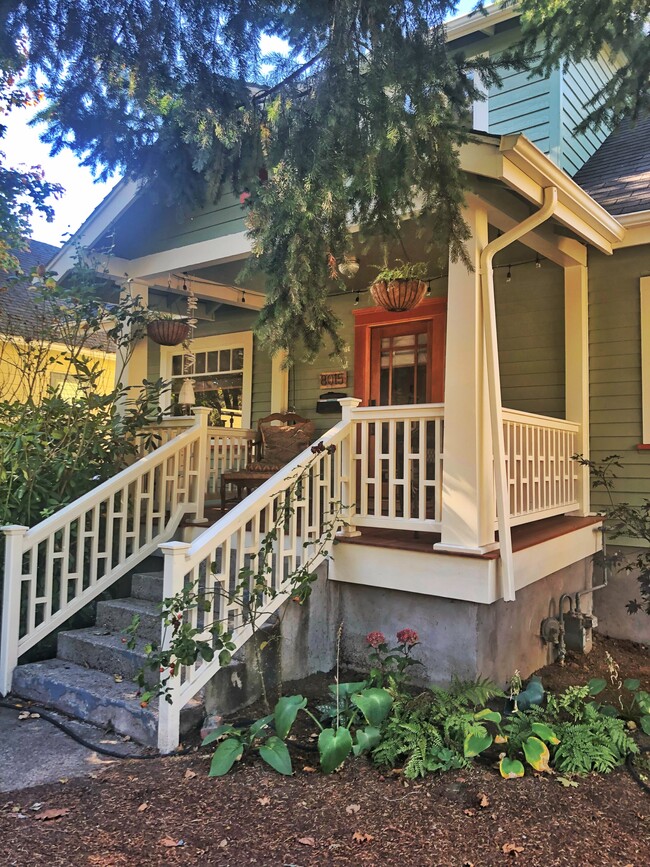 Building Photo - 8015 N John Ave