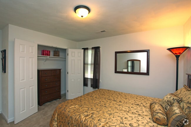 West Creek Manor Apartments Roanoke, VA