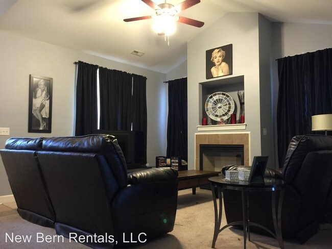 Foto del edificio - 4 br, 2 bath House - 136 Meadowview Drive