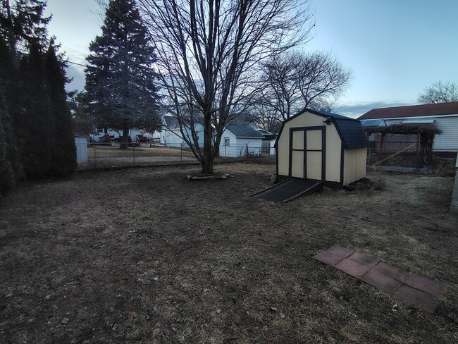 Foto del edificio - 242 S Adams St