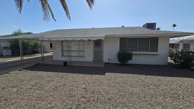 Building Photo - 10806 N 110th Dr