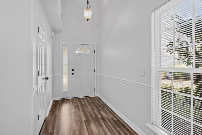 Foto del edificio - 75 Oak Ridge Cir