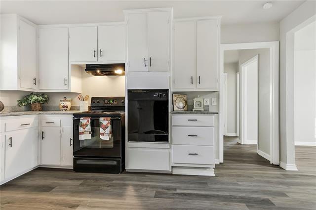 Foto del edificio - 4321 Quails Ln