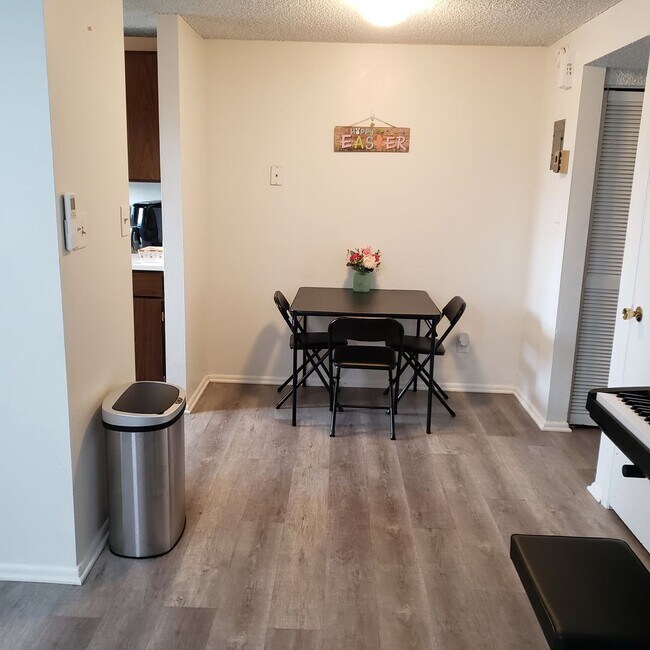 Foto del edificio - 1B/1B Pet Friendly Apartment South of BYU