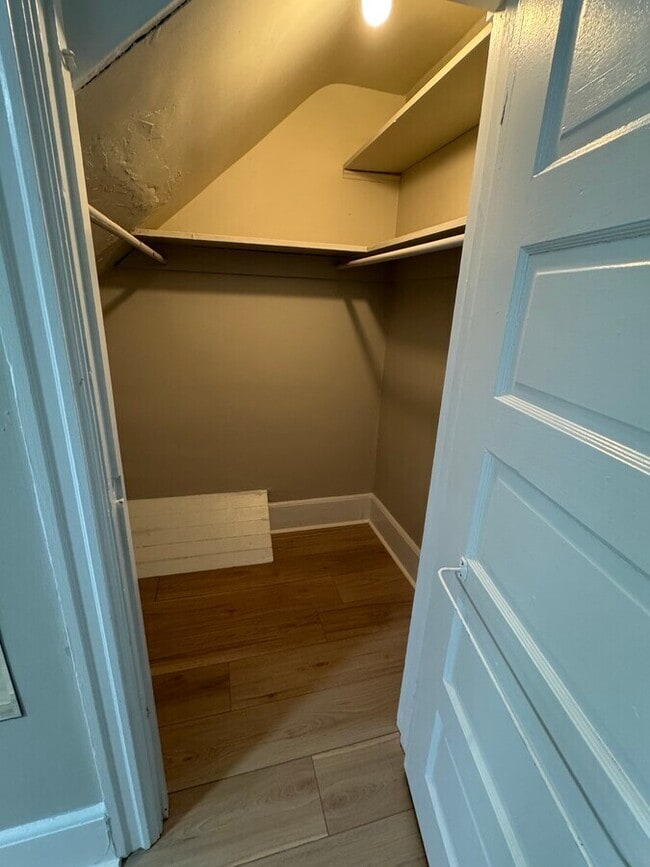 Foto del edificio - 2232 Mount Carmel Ave