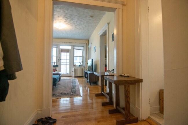 Foto del edificio - Allston 2 Bed – Heat & Hot Water Included – Cats OK – 9/1 Move-In