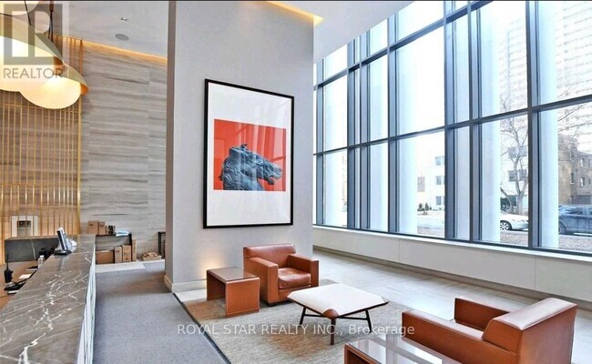 Photo du bâtiment - 50 Charles St E