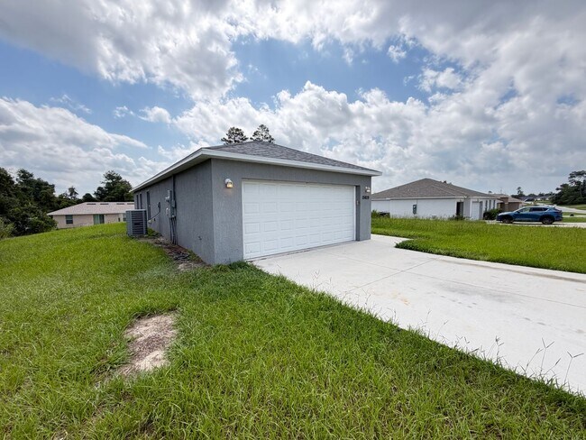Foto del edificio - Stylish Living Starts Here | Modern 3BR Home in Ocala with Open-Concept Design!