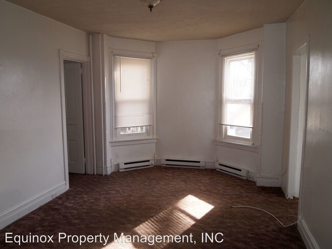 Building Photo - 1101 S 7th St