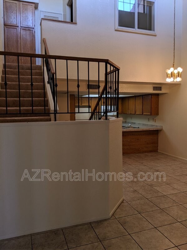 Photo - 609 E Mesquite Cir Townhome