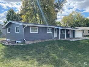 Building Photo - 575 Juniper St