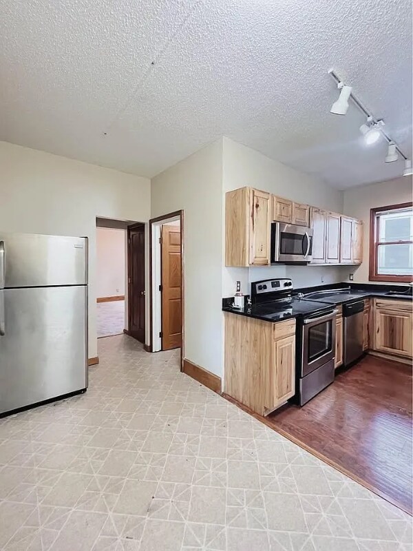 Foto del edificio - 962 6th St E