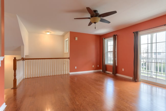 Building Photo - 59 Parkside Dr