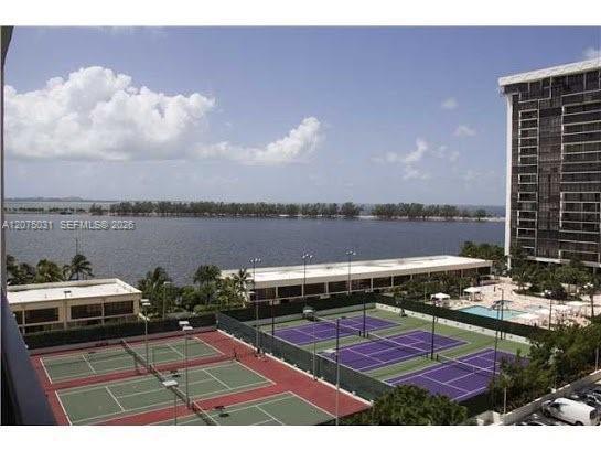 Building Photo - 1915 Brickell Ave