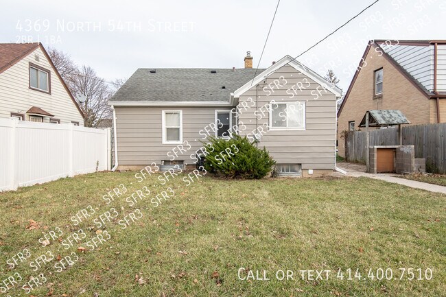 Foto del edificio - Charming & Fully Updated 2 Bedroom Home!