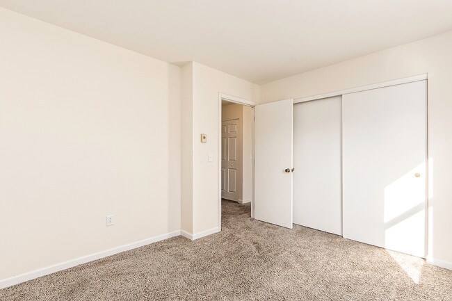 Building Photo - 2583 Red Rock Blvd