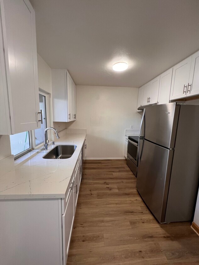 Foto principal - 1010 W MacArthur Blvd