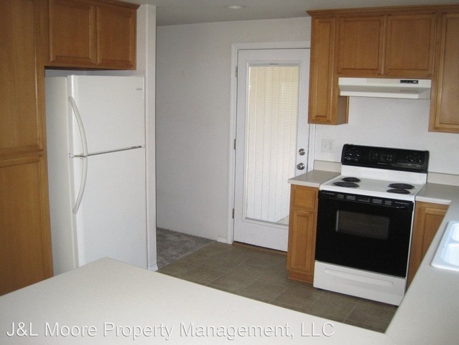 Building Photo - 3 br, 2 bath House - 2307 Lara Lane