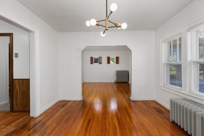 Foto del edificio - 4995 Anatole St
