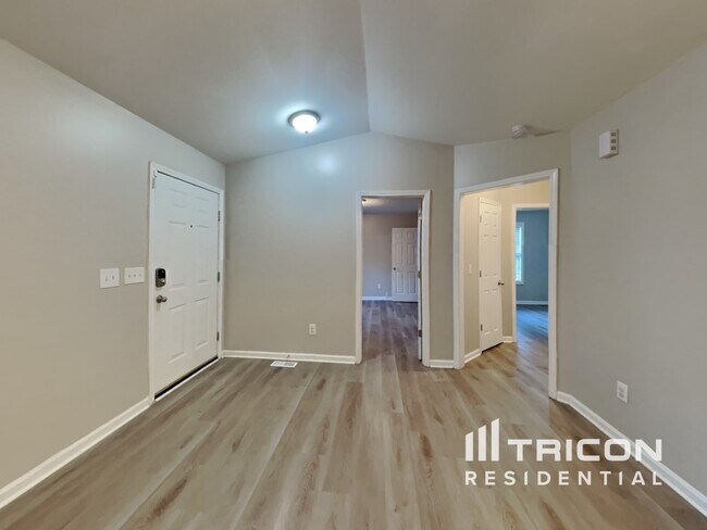 Foto del edificio - 1204 Poplar Ridge Rd