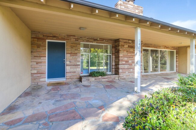 Building Photo - 3 br, 2 bath House - 14691 HORSESHOE DRIVE