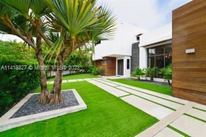 Building Photo - 5 br, 5.5 bath House - 7940 SW 58th Ct # N...