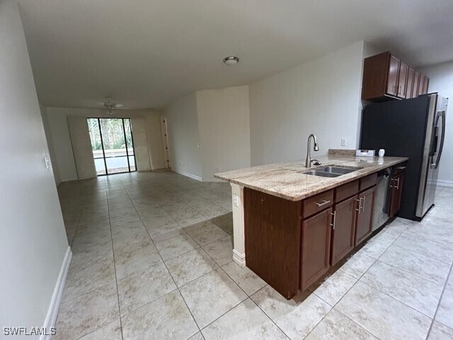 Foto del edificio - 7805 Bristol Cir