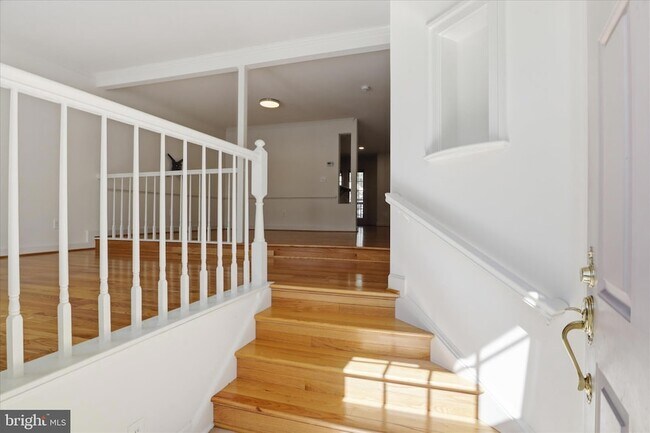 Foto del edificio - 3946 Valley Ridge Dr