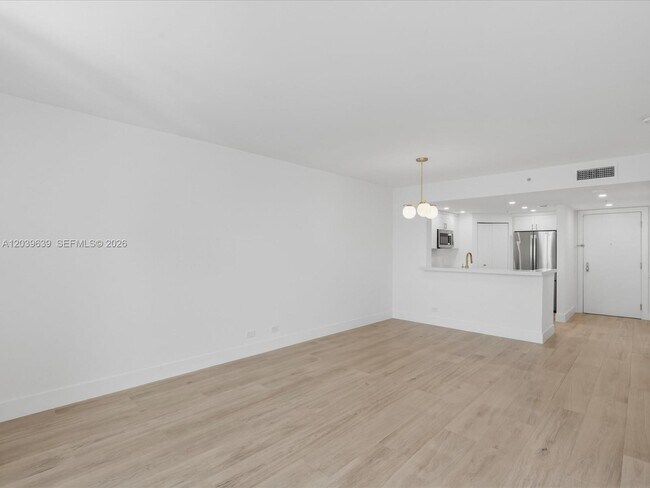 Building Photo - 701 Brickell Key Blvd