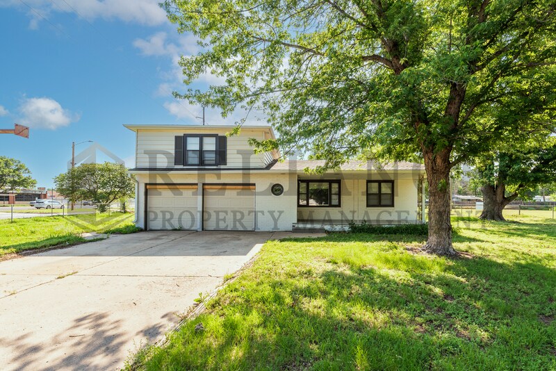 924 N Anna St, Wichita, KS 67212 House Rental in Wichita, KS