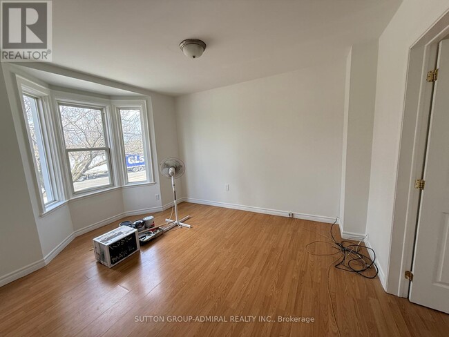 Building Photo - 102 Thirty Ninth St