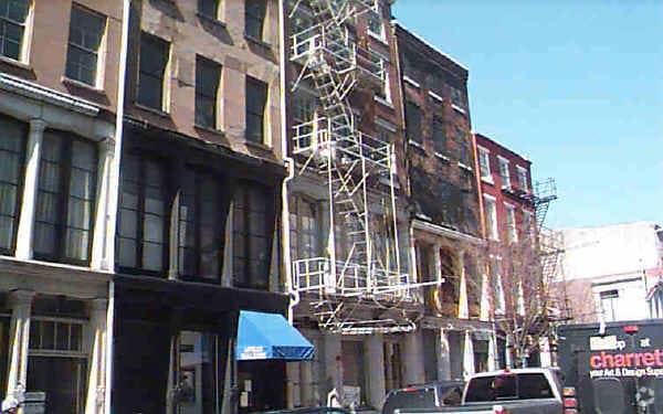Building Photo - 124 N 3rd St
