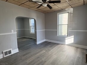 Building Photo - 741 North Blvd