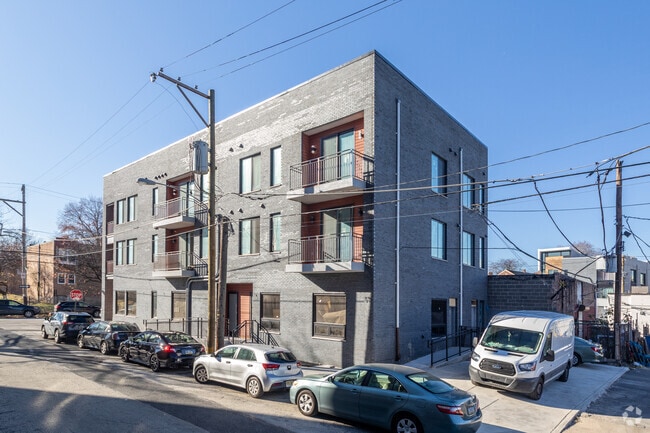 UC 12/14/21 - 700-708 N Marshall St