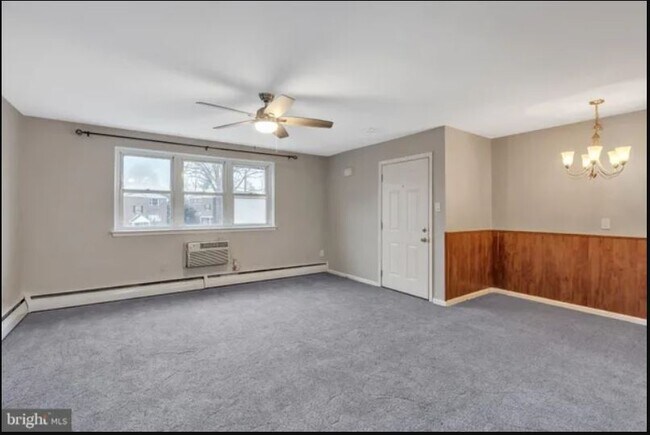 Building Photo - 501 Philmar Ct