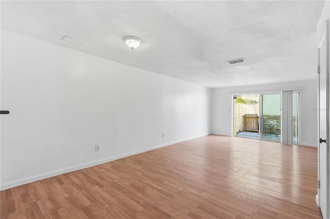 Building Photo - 7551 Abonado Rd