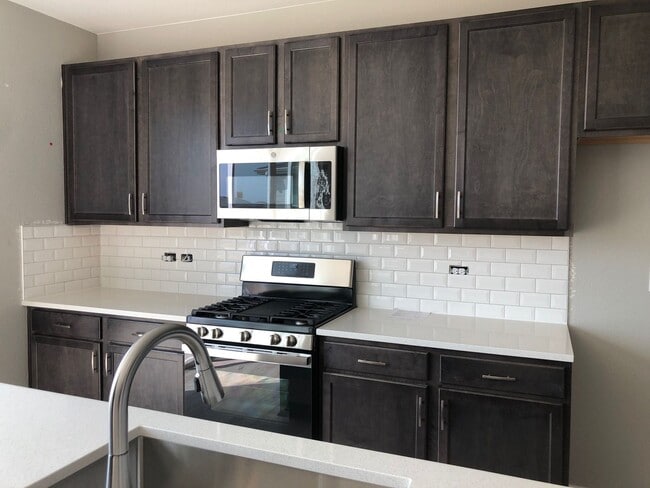 Building Photo - Beautiful Newer Home in Berthoud – 3 Bedrooms + Study, Loft, Large Yard, Pet Friendly