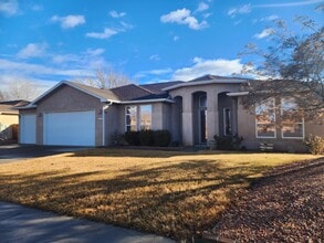 Building Photo - 650 Gemstone Way