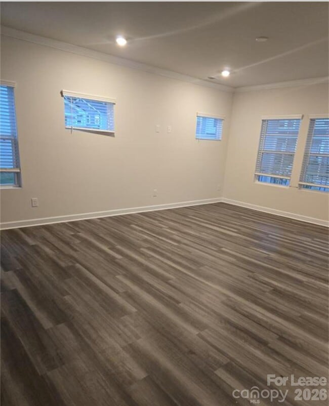 Building Photo - 433 Cranford Dr