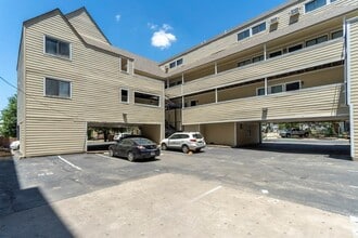Building Photo - 2510 San Gabriel St