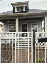 Building Photo - 3345 W 61st Pl