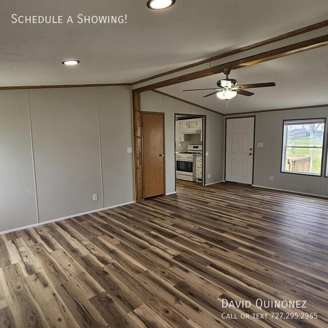 Foto del edificio - 2737 W Washington Center Rd